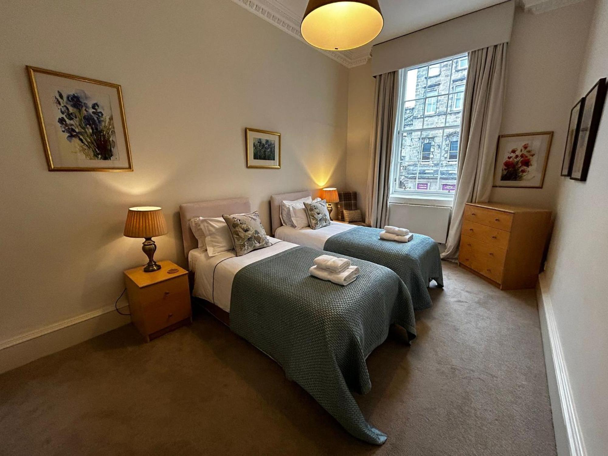 Parliament Sq Apartment Edinburgh Luaran gambar