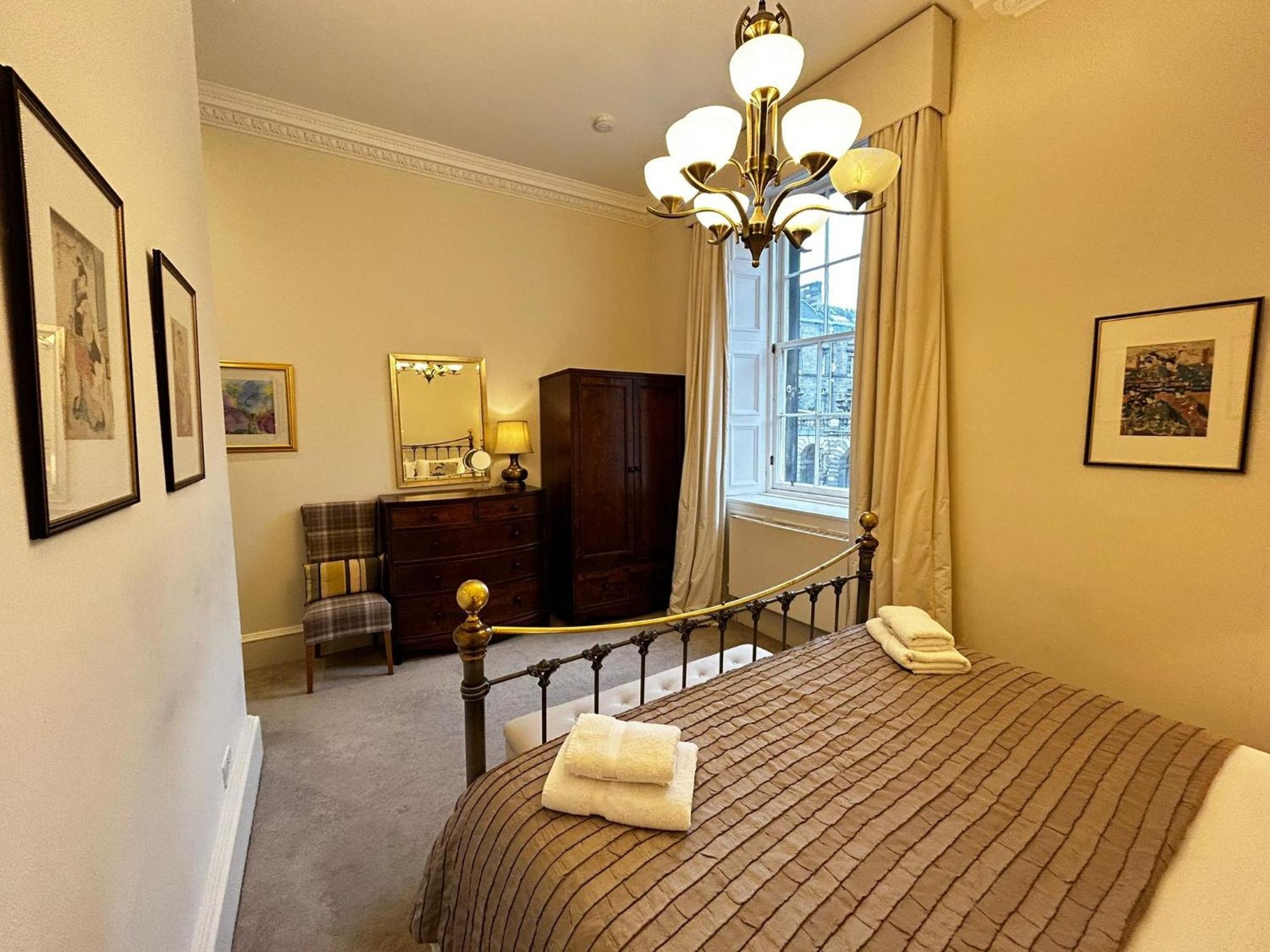 Parliament Sq Apartment Edinburgh Luaran gambar